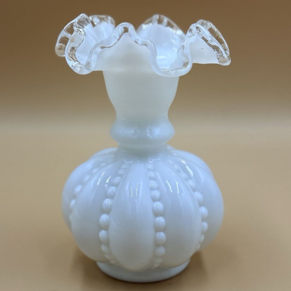 Vintage White Milk Glass 1940’s Fenton Silvercrest Vase Hobnail